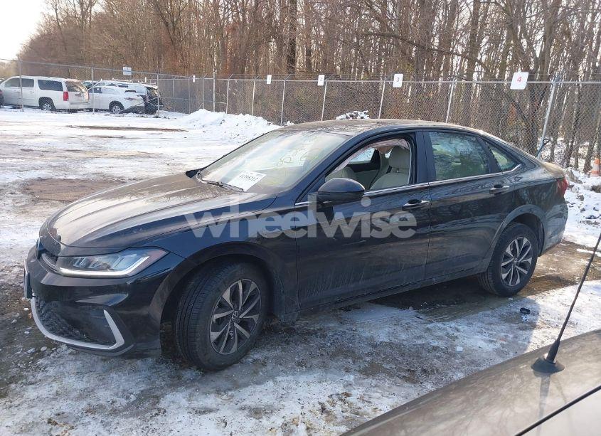 Photo 14 of 2025 Volkswagen Jetta 1.5T S (VIN 3VW5X7BU0SM037315)