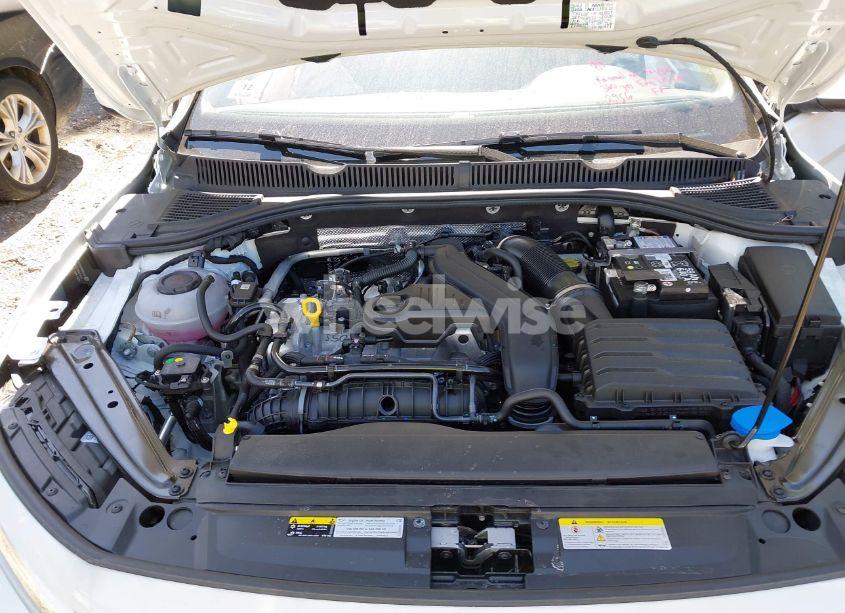 Photo 10 of 2025 Volkswagen Jetta 1.5T S (VIN 3VW5X7BU1SM033919)