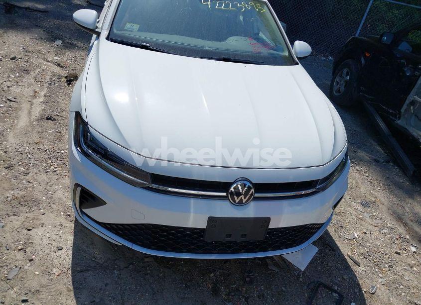 Photo 12 of 2025 Volkswagen Jetta 1.5T S (VIN 3VW5X7BU1SM033919)