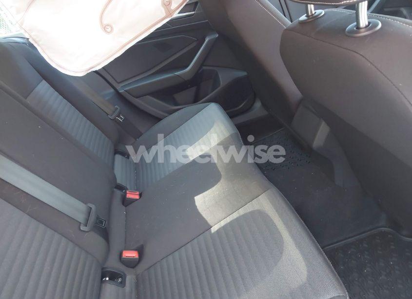 Photo 8 of 2025 Volkswagen Jetta 1.5T S (VIN 3VW5X7BU1SM033919)