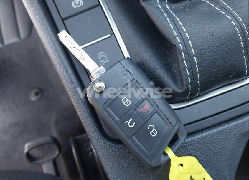 Photo 11 of 2025 Volkswagen Jetta 1.5T S (VIN 3VW5X7BU2SM042628)