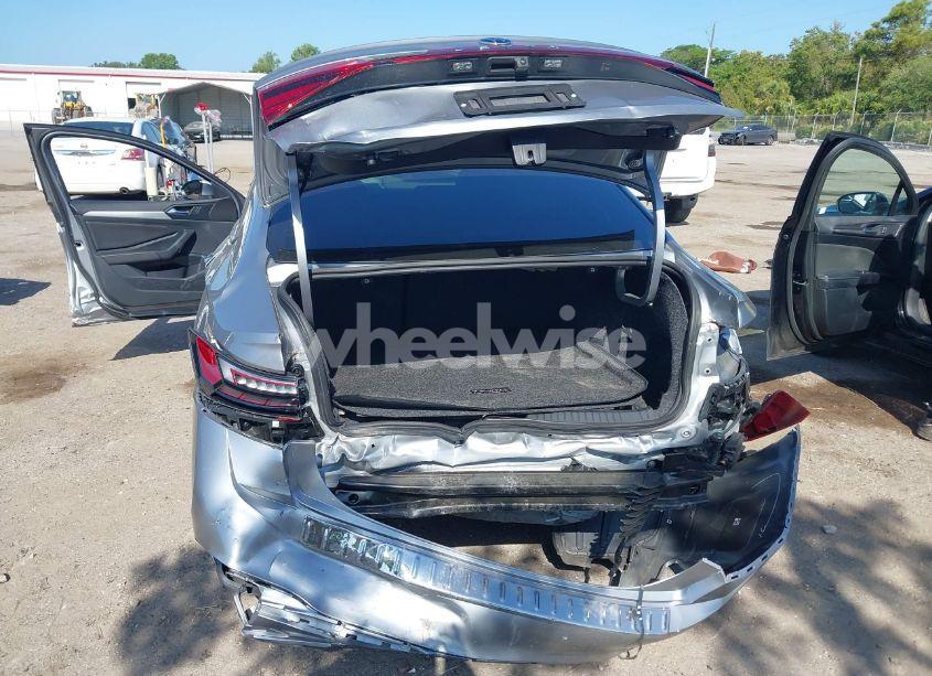 Photo 6 of 2025 Volkswagen Jetta 1.5T S (VIN 3VW5X7BU2SM042628)