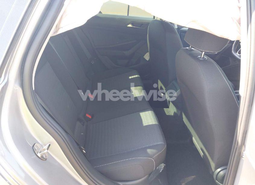 Photo 8 of 2025 Volkswagen Jetta 1.5T S (VIN 3VW5X7BU2SM042628)