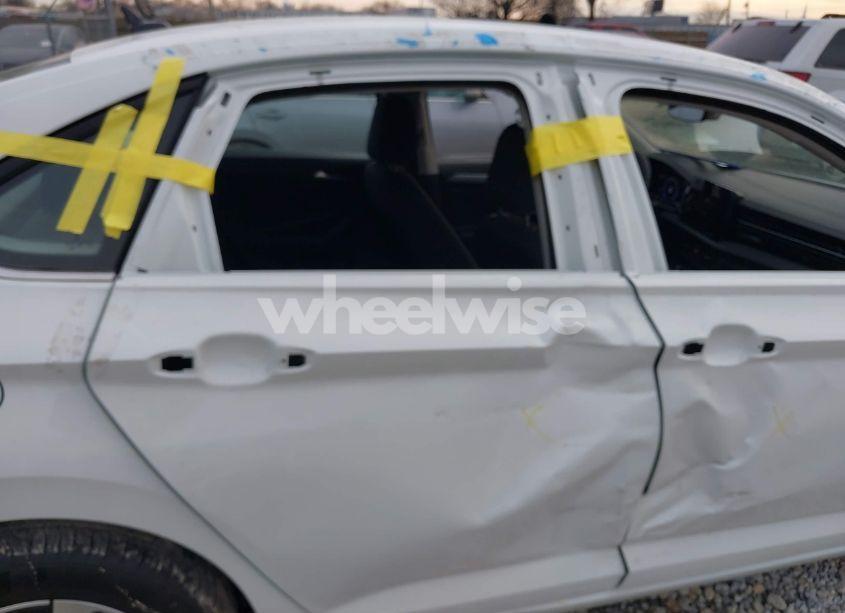 Photo 18 of 2025 Volkswagen Jetta 1.5T S (VIN 3VW5X7BU2SM045979)