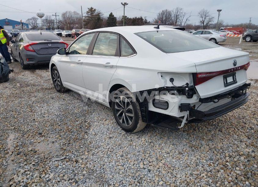 Photo 3 of 2025 Volkswagen Jetta 1.5T S (VIN 3VW5X7BU2SM045979)