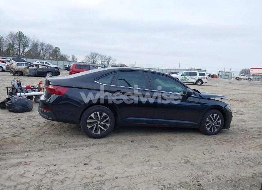 Photo 13 of 2025 Volkswagen Jetta 1.5T S (VIN 3VW5X7BU7SM000763)