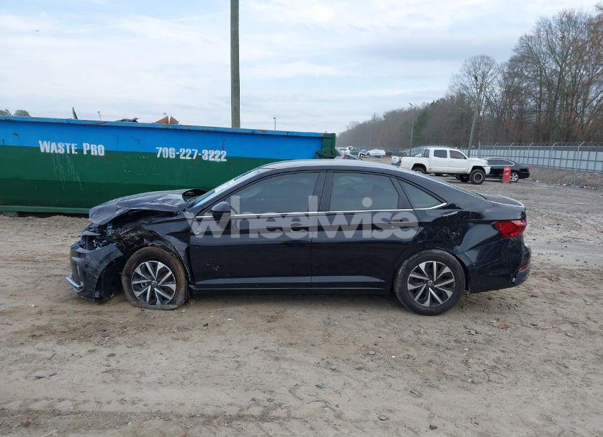 Photo 14 of 2025 Volkswagen Jetta 1.5T S (VIN 3VW5X7BU7SM000763)