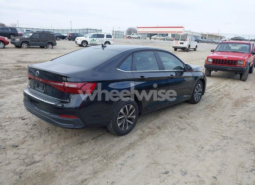Photo 4 of 2025 Volkswagen Jetta 1.5T S (VIN 3VW5X7BU7SM000763)