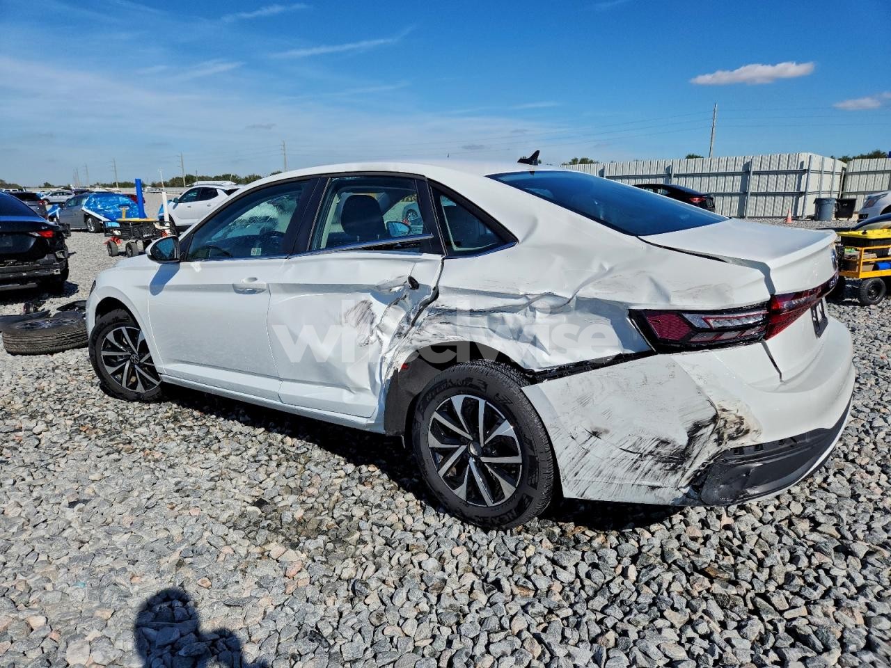 Photo 2 of 2025 VOLKSWAGEN JETTA S (VIN 3VW5X7BU8SM050099)