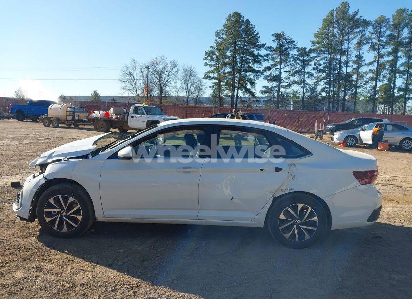 Photo 15 of 2025 Volkswagen Jetta 1.5T S (VIN 3VW5X7BU9SM000828)