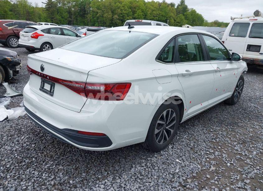 Photo 4 of 2025 Volkswagen Jetta 1.5T S (VIN 3VW5X7BUXSM016388)