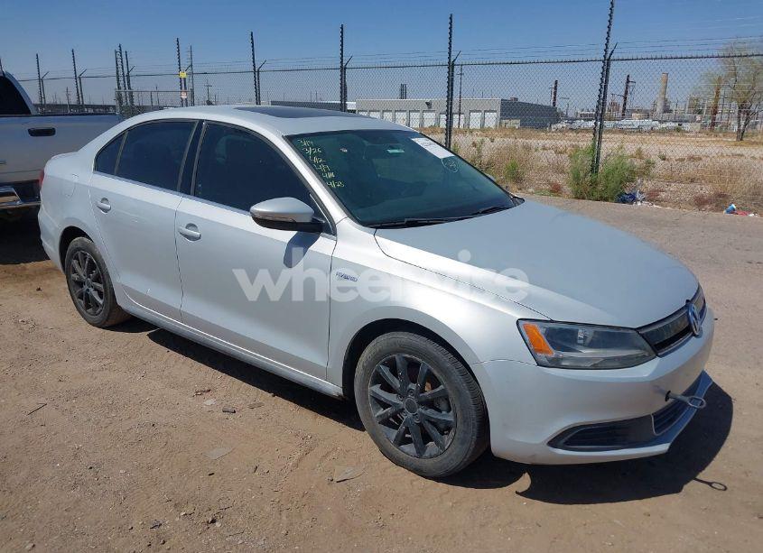 2013 Volkswagen Jetta HYBRID SEL (VIN 3VW637AJ1DM272672) main photo
