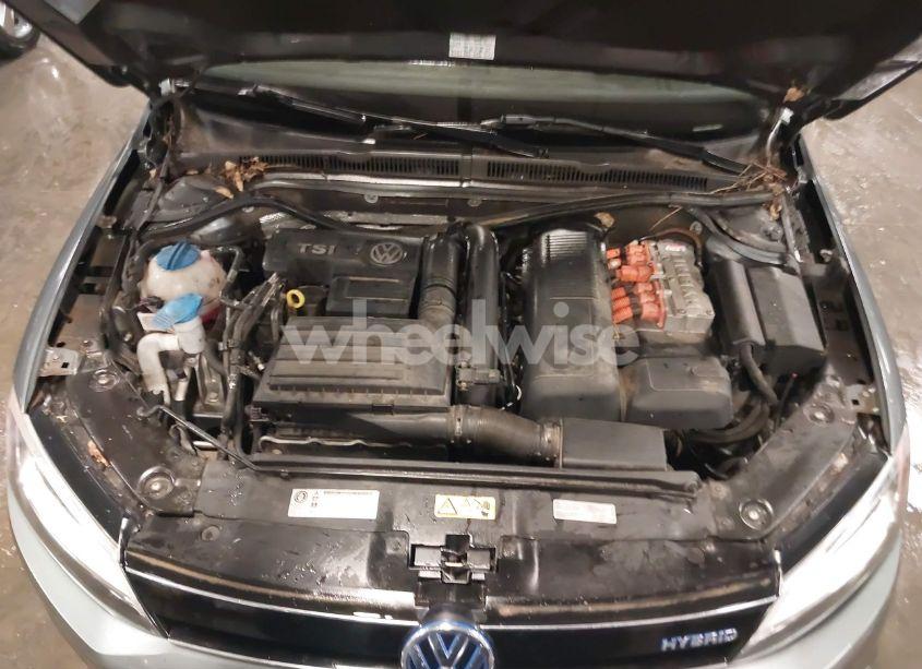 Photo 10 of 2013 Volkswagen Jetta HYBRID SEL (VIN 3VW637AJ2DM226056)