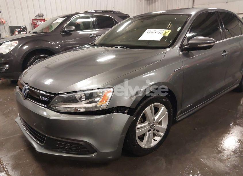 Photo 6 of 2013 Volkswagen Jetta HYBRID SEL (VIN 3VW637AJ2DM226056)