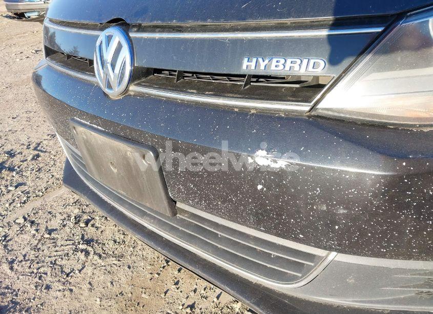 Photo 14 of 2013 Volkswagen Jetta HYBRID SE (VIN 3VW637AJ2DM238529)