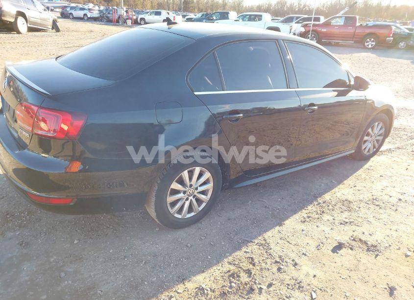 Photo 4 of 2013 Volkswagen Jetta HYBRID SE (VIN 3VW637AJ2DM238529)