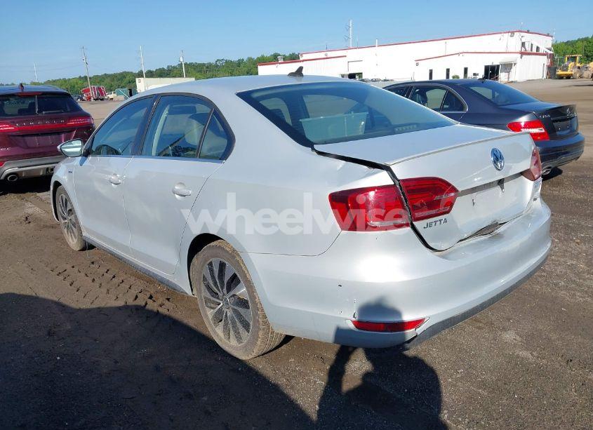 Photo 3 of 2013 Volkswagen Jetta HYBRID SEL PREMIUM (VIN 3VW637AJ3DM213882)