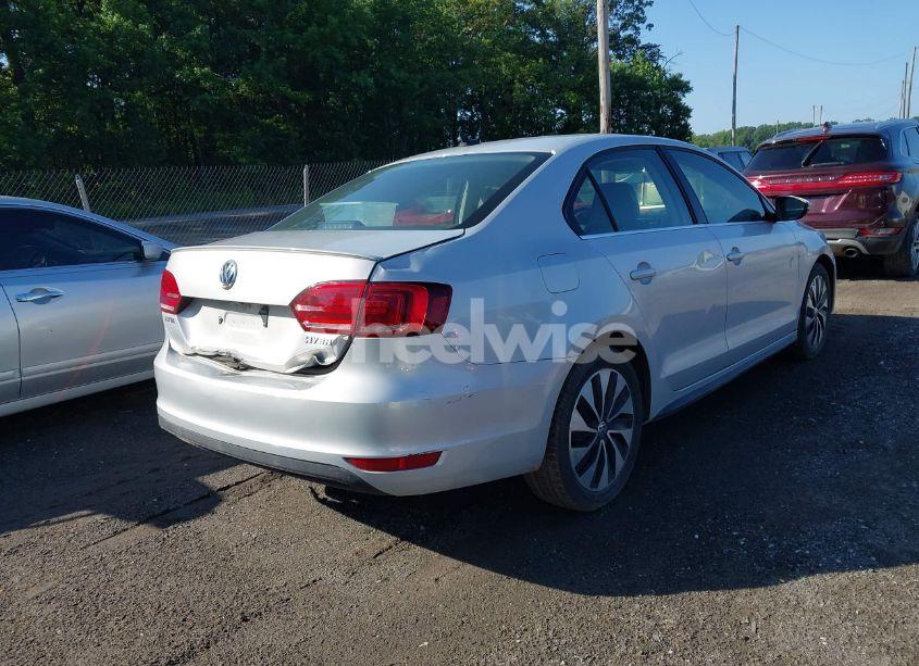Photo 4 of 2013 Volkswagen Jetta HYBRID SEL PREMIUM (VIN 3VW637AJ3DM213882)