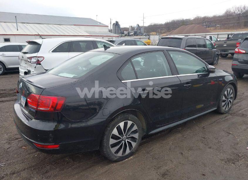 Photo 4 of 2013 Volkswagen Jetta HYBRID SEL PREMIUM (VIN 3VW637AJ3DM220556)