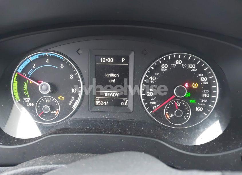 Photo 7 of 2013 Volkswagen Jetta HYBRID SEL PREMIUM (VIN 3VW637AJ3DM220556)