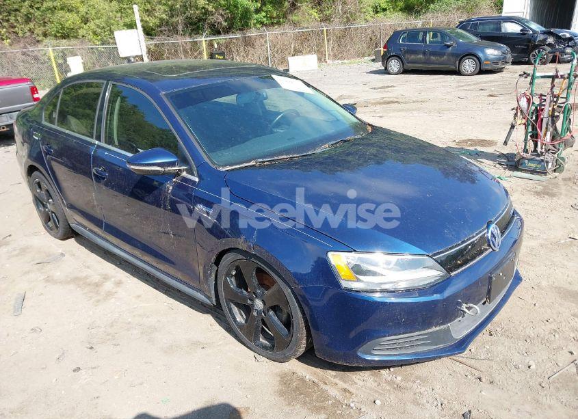 2013 Volkswagen Jetta HYBRID SEL (VIN 3VW637AJ3DM227474) main photo