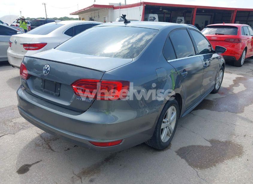 Photo 4 of 2013 Volkswagen Jetta HYBRID SEL (VIN 3VW637AJ5DM263330)