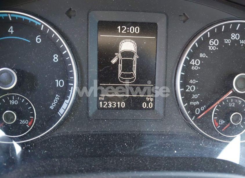 Photo 7 of 2013 Volkswagen Jetta HYBRID SEL PREMIUM (VIN 3VW637AJ7DM279917)