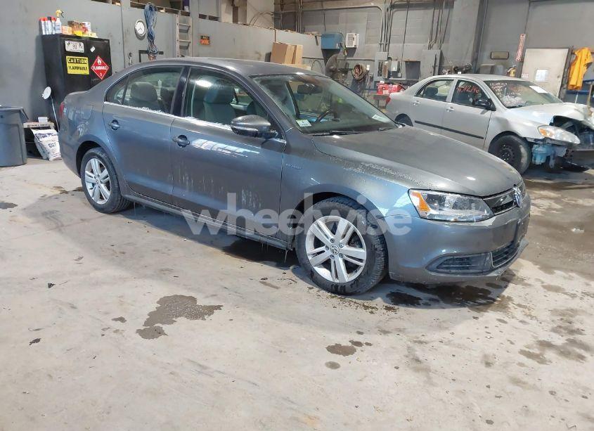 2013 Volkswagen Jetta HYBRID SEL (VIN 3VW637AJ8DM230225) main photo