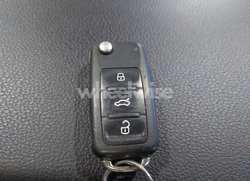 Photo 11 of 2013 Volkswagen Jetta HYBRID SEL (VIN 3VW637AJ8DM230225)