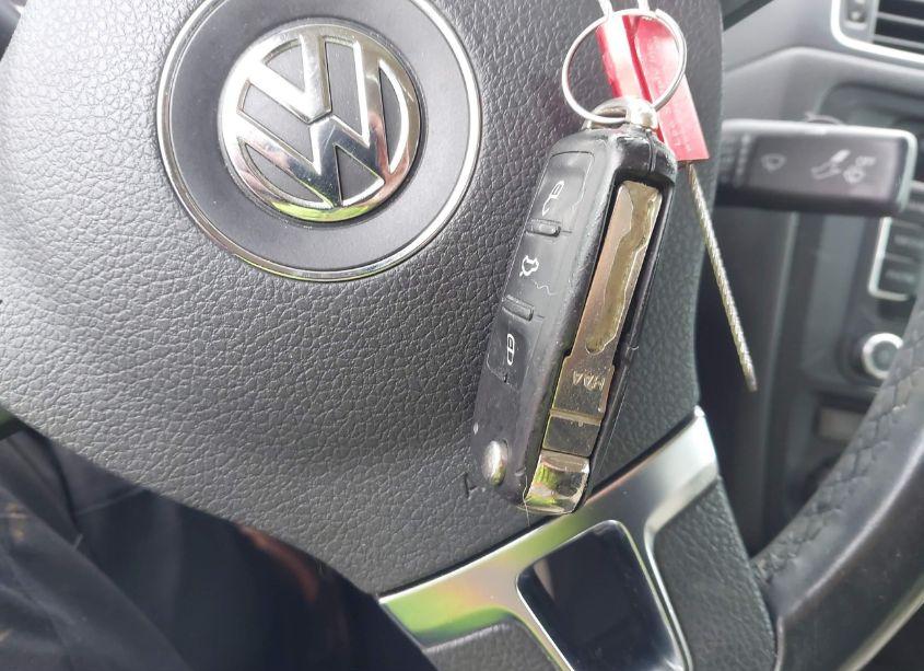 Photo 11 of 2013 Volkswagen Jetta HYBRID SEL (VIN 3VW637AJ8DM311869)