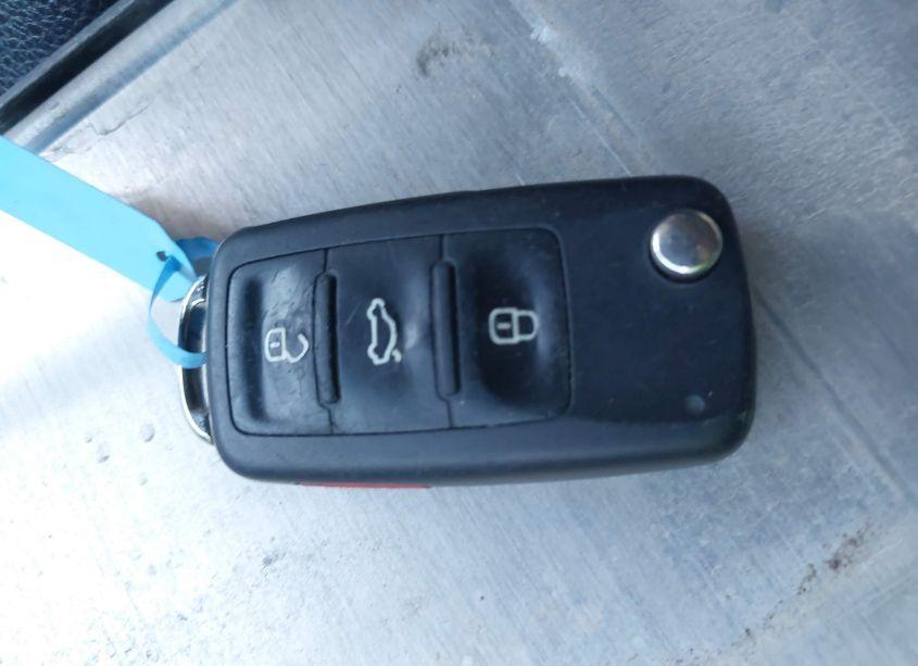 Photo 11 of 2015 Volkswagen Jetta HYBRID SEL PREMIUM (VIN 3VW637AJ8FM320770)