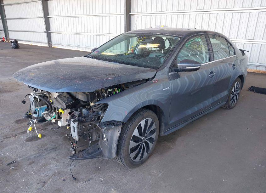 Photo 2 of 2015 Volkswagen Jetta HYBRID SEL PREMIUM (VIN 3VW637AJ8FM320770)