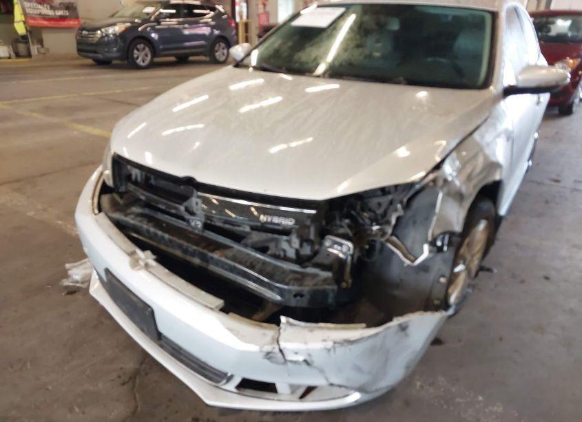 Photo 6 of 2013 Volkswagen Jetta HYBRID SE (VIN 3VW637AJ9DM238253)