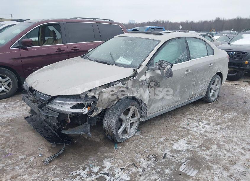 Photo 2 of 2013 Volkswagen Jetta HYBRID SEL (VIN 3VW637AJ9DM312125)