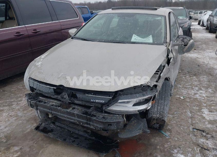 Photo 6 of 2013 Volkswagen Jetta HYBRID SEL (VIN 3VW637AJ9DM312125)