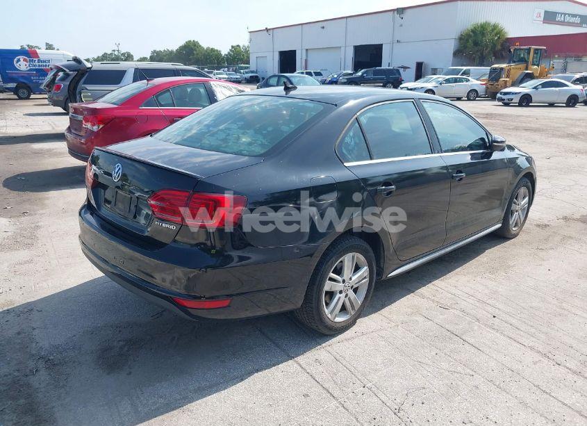 Photo 4 of 2013 Volkswagen Jetta HYBRID SEL (VIN 3VW637AJXDM226189)