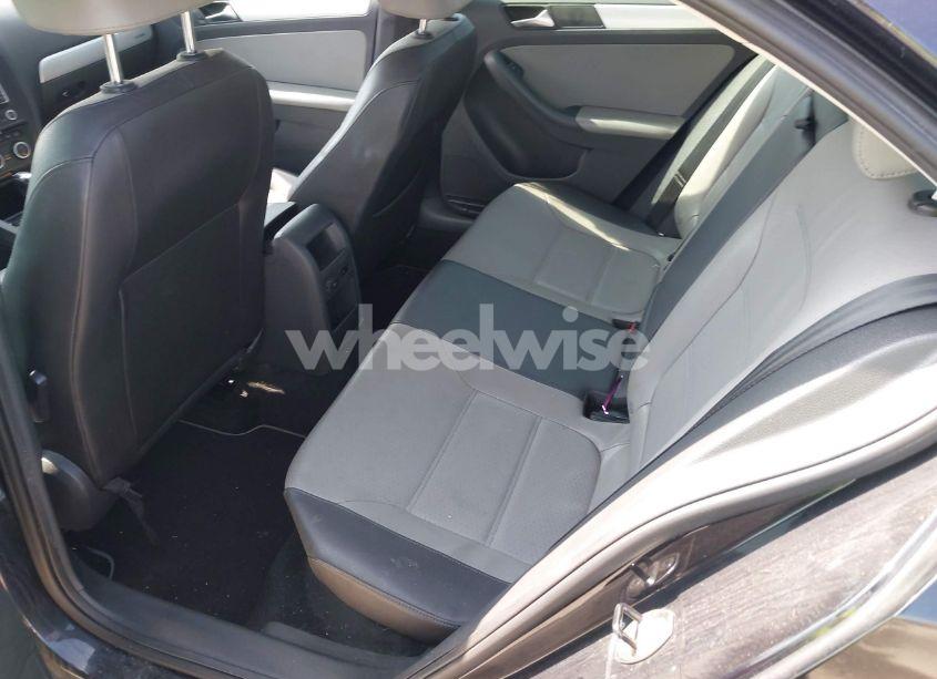 Photo 8 of 2013 Volkswagen Jetta HYBRID SEL (VIN 3VW637AJXDM226189)