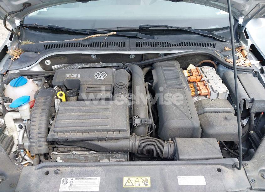 Photo 10 of 2013 Volkswagen Jetta HYBRID SEL (VIN 3VW637AJXDM230890)
