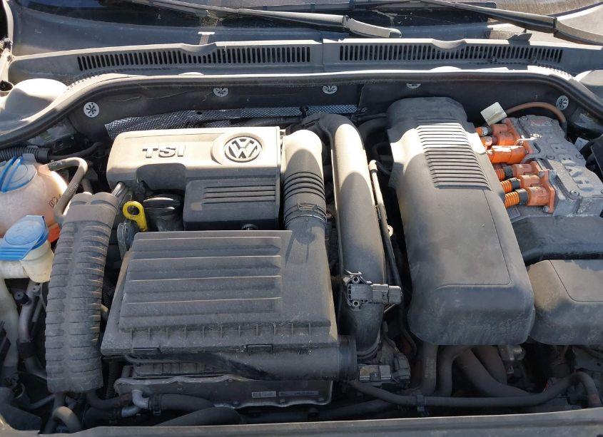 Photo 10 of 2013 Volkswagen Jetta HYBRID SE (VIN 3VW637AJXDM237905)