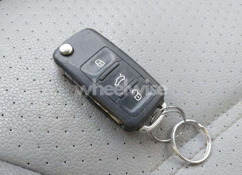 Photo 11 of 2013 Volkswagen Jetta HYBRID SE (VIN 3VW637AJXDM245051)