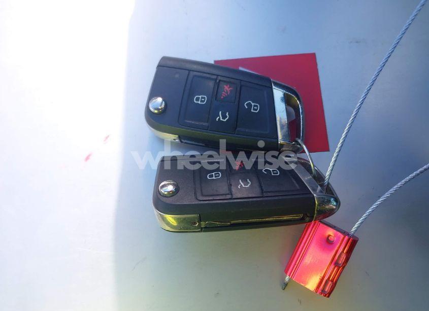 Photo 11 of 2019 Volkswagen Golf GTI 2.0T AUTOBAHN/2.0T RABBIT EDITION/2.0T S/2.0T SE (VIN 3VW6T7AU0KM005773)