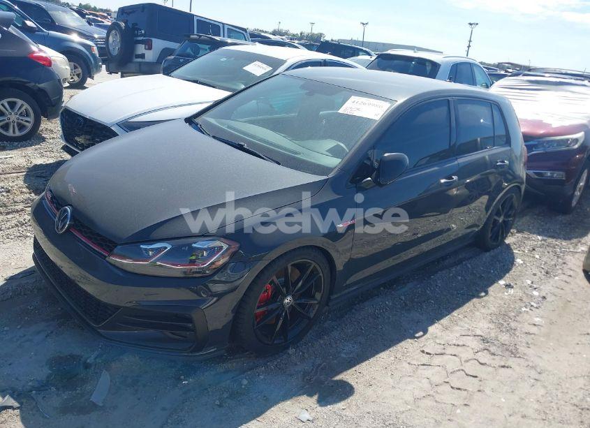 Photo 2 of 2019 Volkswagen Golf GTI 2.0T AUTOBAHN/2.0T RABBIT EDITION/2.0T S/2.0T SE (VIN 3VW6T7AU0KM005773)