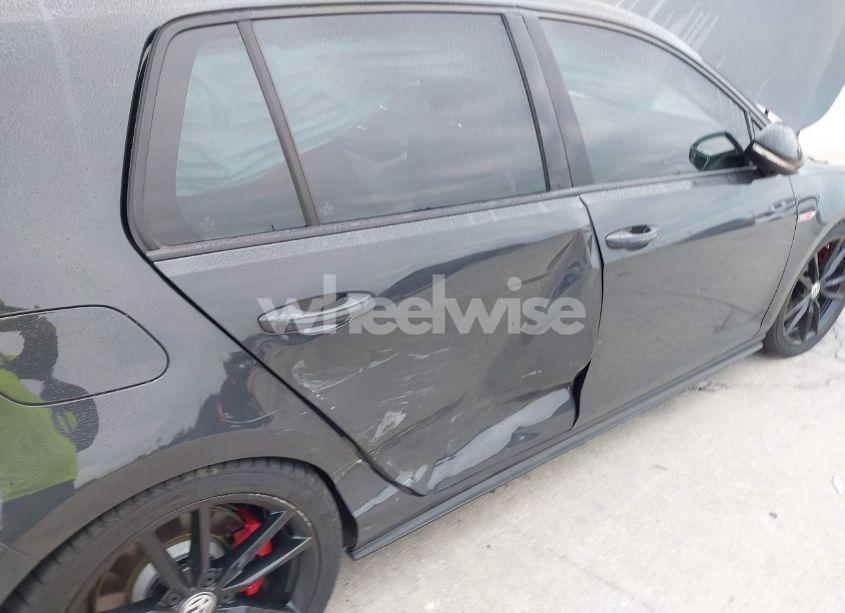 Photo 6 of 2019 Volkswagen Golf GTI 2.0T AUTOBAHN/2.0T RABBIT EDITION/2.0T S/2.0T SE (VIN 3VW6T7AU0KM005773)