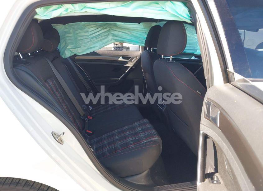 Photo 8 of 2019 Volkswagen Golf GTI 2.0T AUTOBAHN/2.0T RABBIT EDITION/2.0T S/2.0T SE (VIN 3VW6T7AU1KM002011)