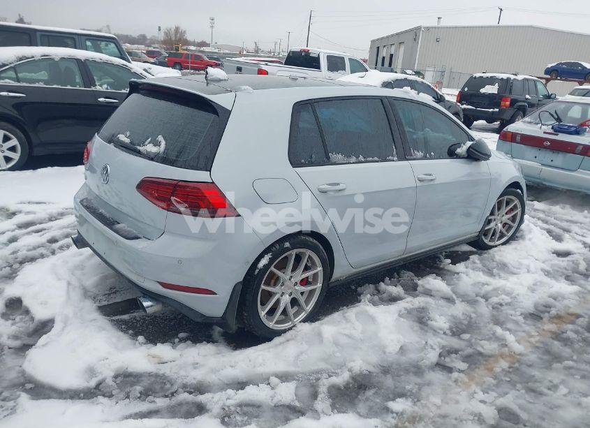 Photo 4 of 2019 Volkswagen Golf GTI (VIN 3VW6T7AU2KM013597)
