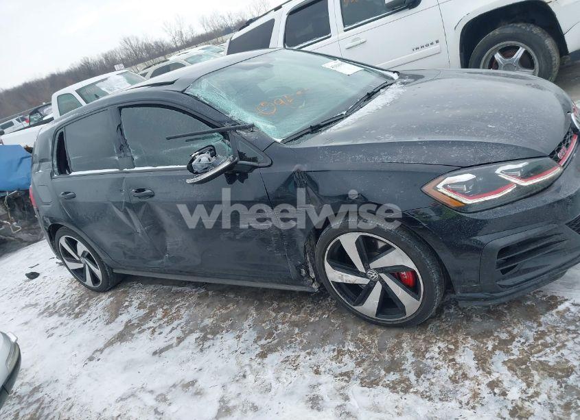 Photo 13 of 2019 Volkswagen Golf GTI 2.0T AUTOBAHN/2.0T RABBIT EDITION/2.0T S/2.0T SE (VIN 3VW6T7AU2KM027516)