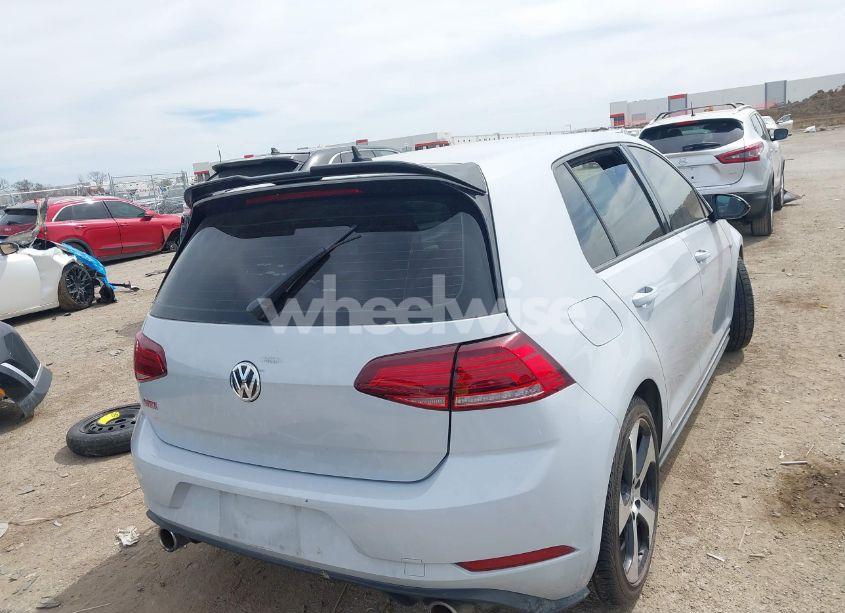 Photo 4 of 2019 Volkswagen Golf GTI 2.0T AUTOBAHN/2.0T RABBIT EDITION/2.0T S/2.0T SE (VIN 3VW6T7AU5KM020317)