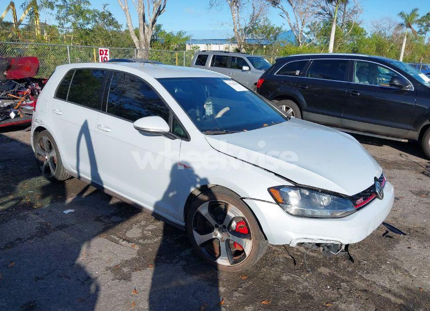 2019 Volkswagen Golf GTI 2.0T AUTOBAHN/2.0T RABBIT EDITION/2.0T S/2.0T SE (VIN 3VW6T7AU5KM026974) main photo