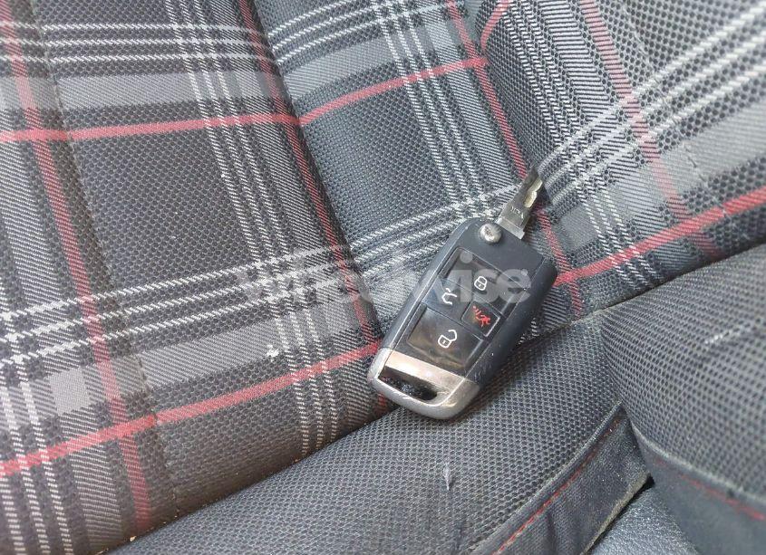 Photo 11 of 2019 Volkswagen Golf GTI 2.0T AUTOBAHN/2.0T RABBIT EDITION/2.0T S/2.0T SE (VIN 3VW6T7AU5KM026974)