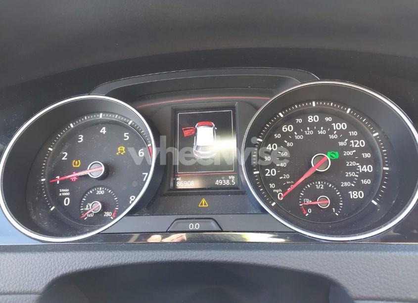 Photo 7 of 2019 Volkswagen Golf GTI 2.0T AUTOBAHN/2.0T RABBIT EDITION/2.0T S/2.0T SE (VIN 3VW6T7AU5KM026974)